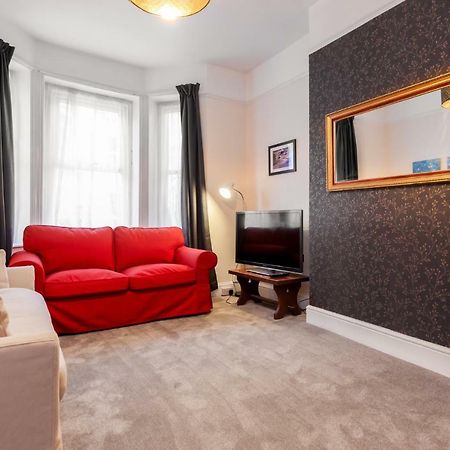 Gorgeous Town Centre Apt With Courtyard Garden Bournemouth Ngoại thất bức ảnh