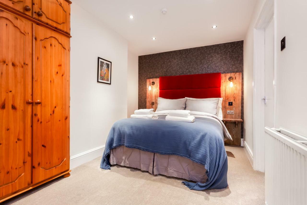 Gorgeous Town Centre Apt With Courtyard Garden Bournemouth Ngoại thất bức ảnh