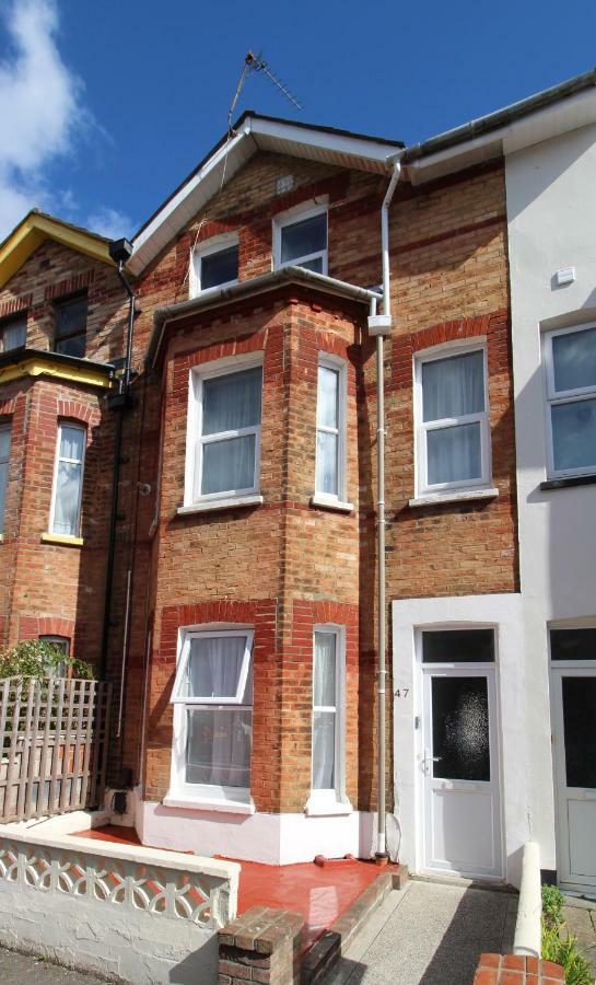 Gorgeous Town Centre Apt With Courtyard Garden Bournemouth Ngoại thất bức ảnh