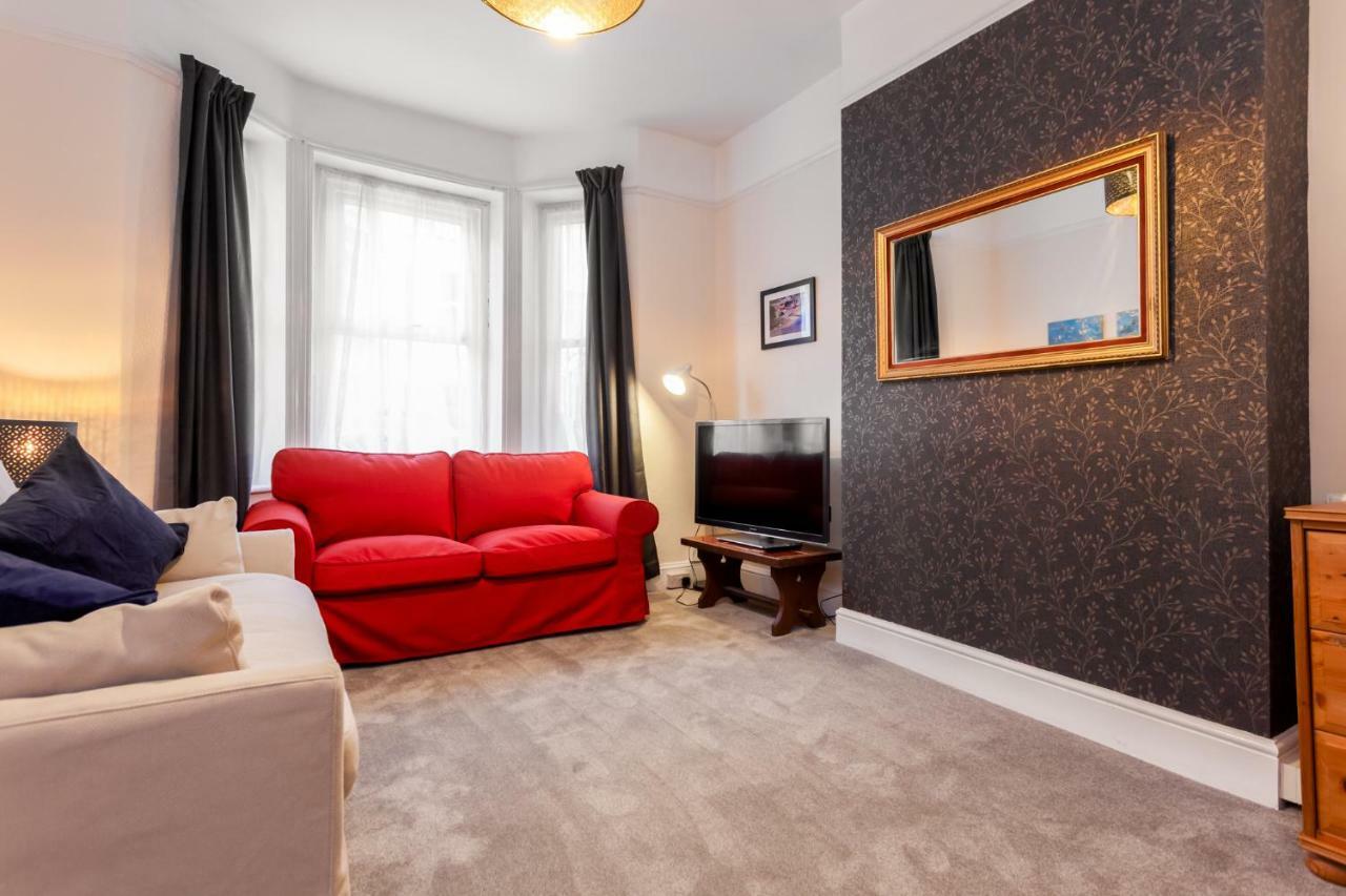 Gorgeous Town Centre Apt With Courtyard Garden Bournemouth Ngoại thất bức ảnh